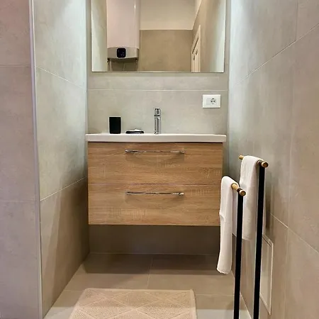 Rosetta * Novi Vinodolski